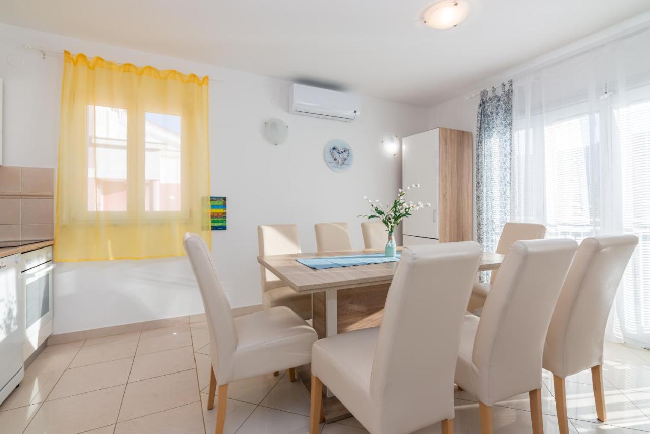 Apartment Mimoza 5, Baska, Krk Экстерьер фото