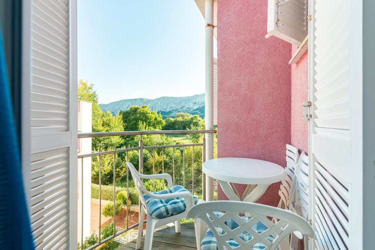 Apartment Mimoza 5, Baska, Krk Экстерьер фото