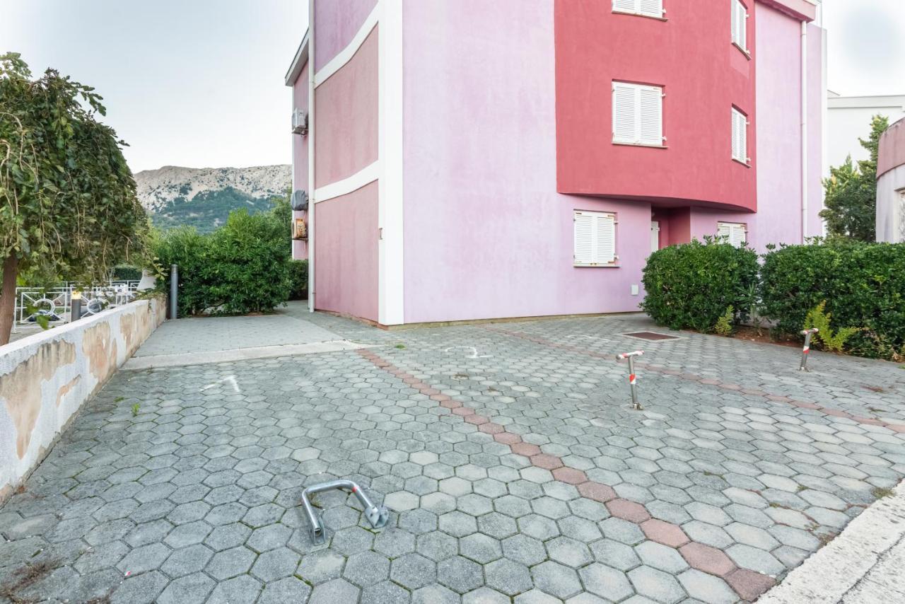 Apartment Mimoza 5, Baska, Krk Экстерьер фото