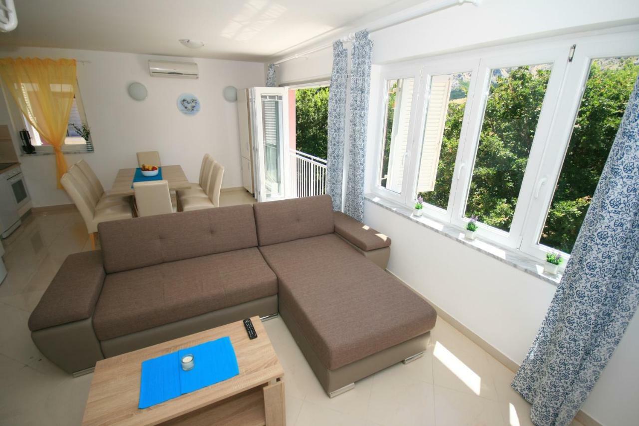 Apartment Mimoza 5, Baska, Krk Экстерьер фото